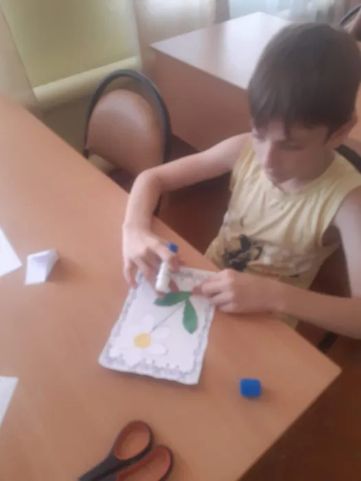 i (12)